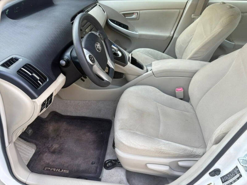 2011 Toyota Prius One