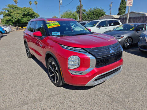 2024 Mitsubishi Outlander PHEV SEL