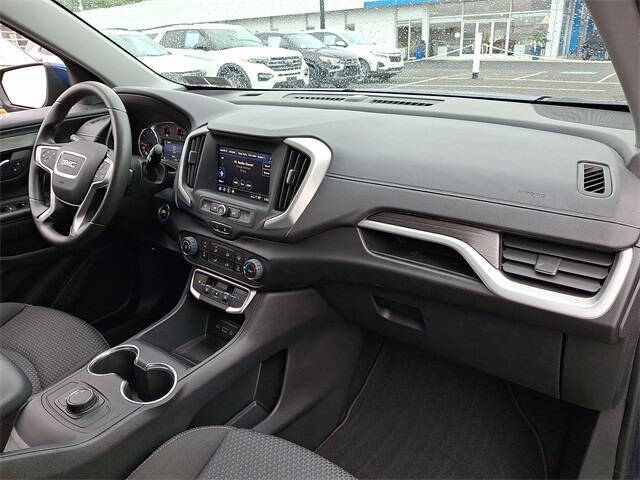 2022 GMC Terrain SLE