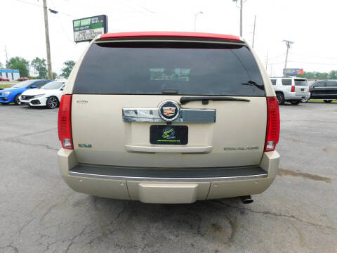 2011 Cadillac Escalade Luxury