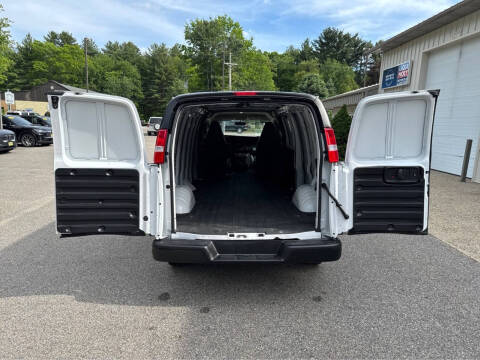 2025 Chevrolet Express 2500