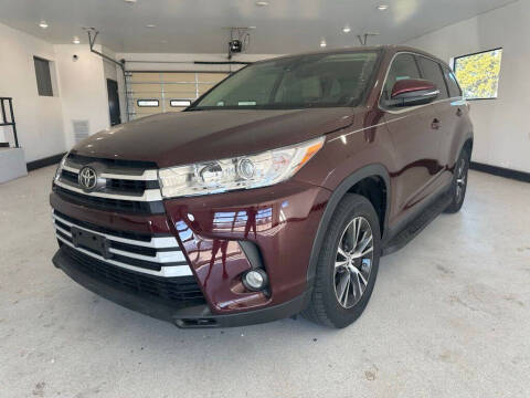 2019 Toyota Highlander LE Plus
