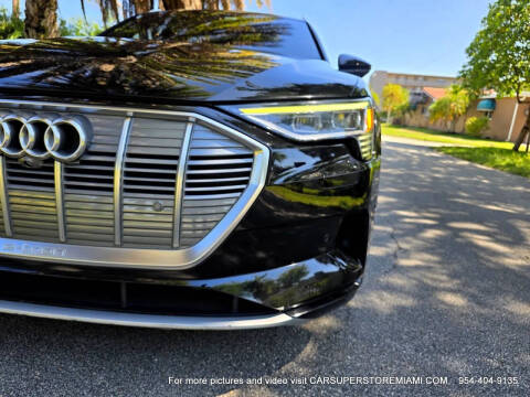 2019 Audi e-tron quattro Premium Plus
