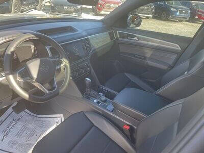 2023 Volkswagen Atlas Cross Sport SE 4Motion