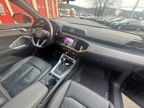 2020 Audi Q3 quattro Premium 45 TFSI