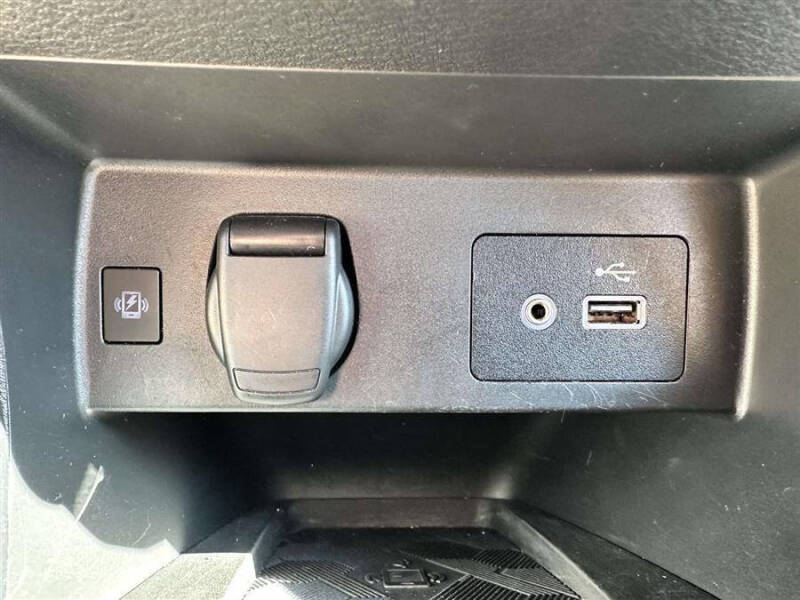 2023 Nissan Versa SV