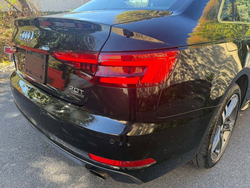 2017 Audi A4 2.0T quattro Prestige