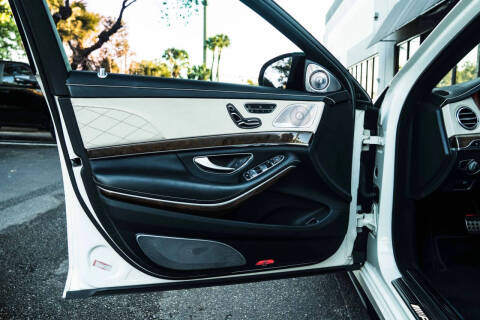 2017 Mercedes-Benz S-Class AMG S 63