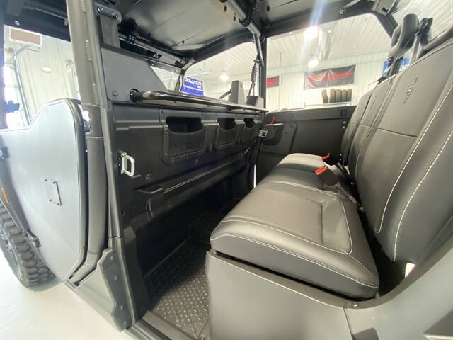 2025 Segway UT10 CREW