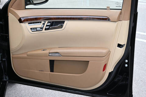 2007 Mercedes-Benz S-Class S 550