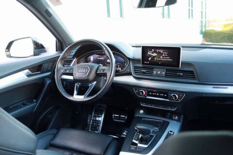2019 Audi Q5 quattro Prestige 45 TFSI