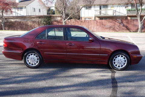 2001 Mercedes-Benz E-Class E 320