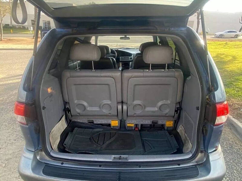2003 Toyota Sienna