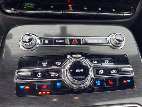 2021 Lincoln Nautilus Reserve