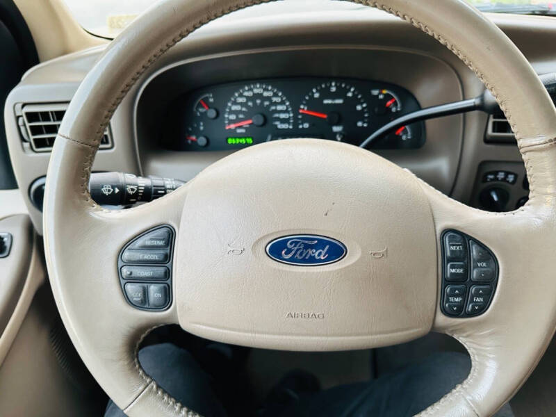 2004 Ford Excursion Limited