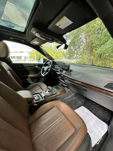 2020 Audi Q5 quattro Premium Plus 45 TFSI