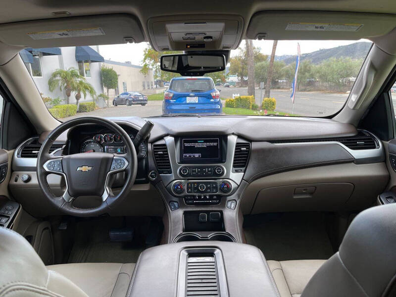 2016 Chevrolet Suburban LT