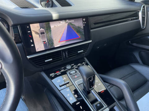 2022 Porsche Cayenne