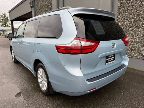 2016 Toyota Sienna