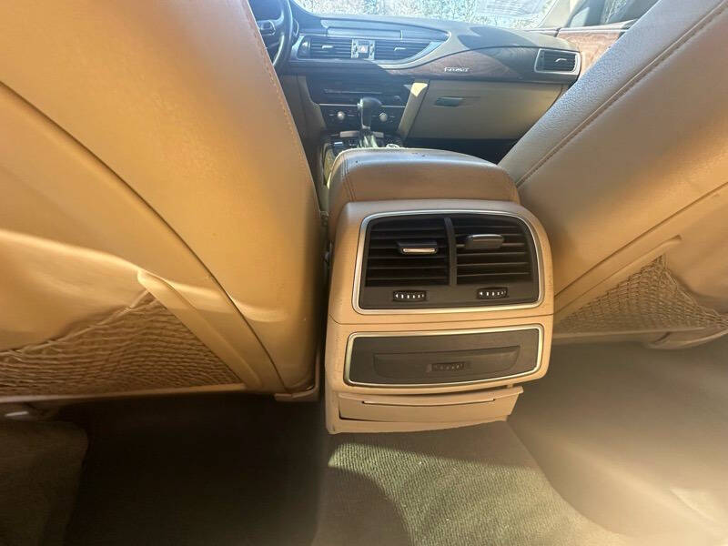 2012 Audi A7 3.0T quattro Premium Plus