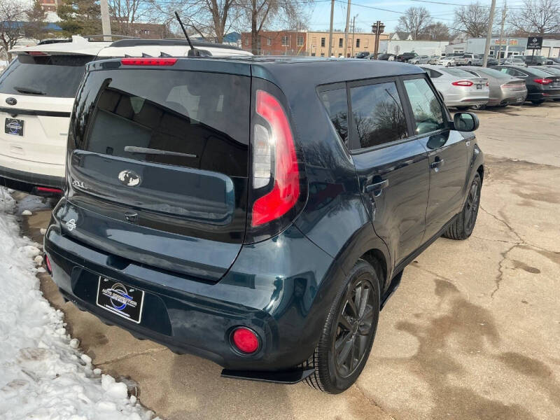 2018 Kia Soul +