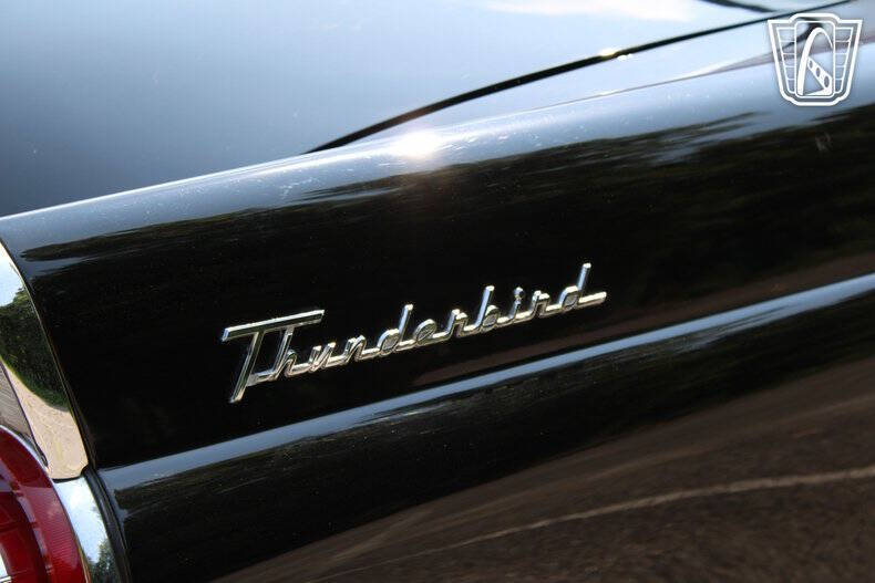 1956 Ford Thunderbird