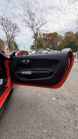 2016 Ford Mustang V6