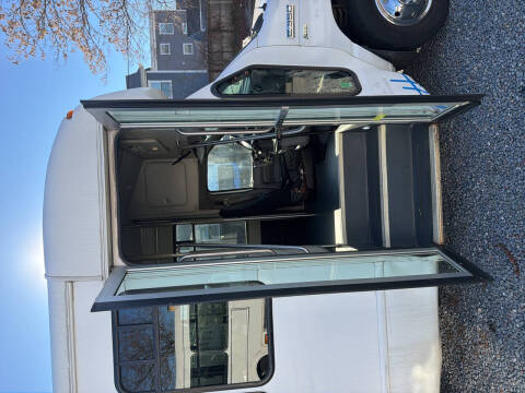 2014 Ford E-Series E-350 SD