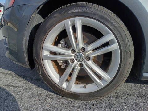 2013 Volkswagen Passat V6 SEL Premium