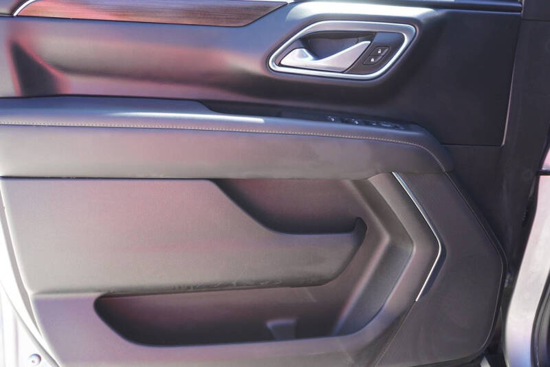 2023 GMC Yukon SLE