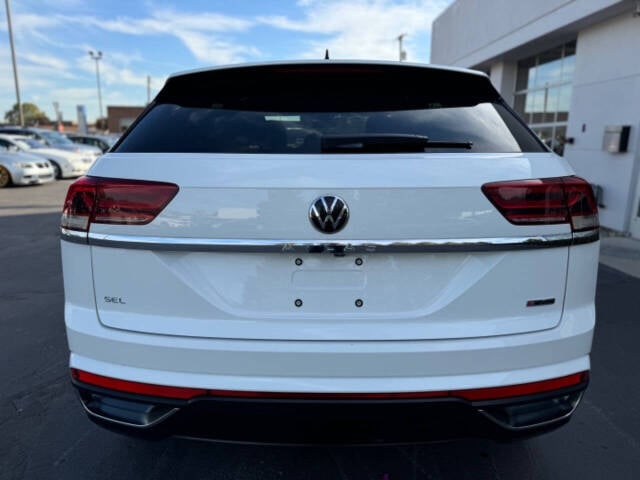 2020 Volkswagen Atlas Cross Sport for sale at Opus Motorcars in Utica, MI