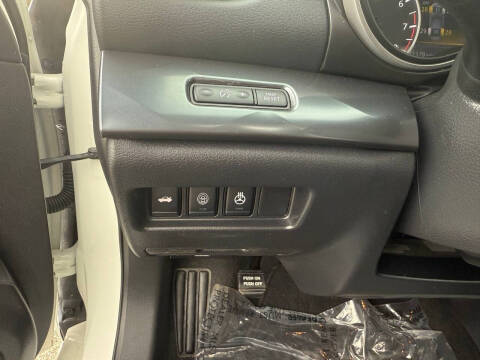 2023 Nissan Maxima 3.5 SR