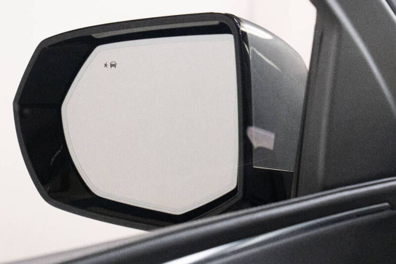 2023 Cadillac Escalade-V ESV