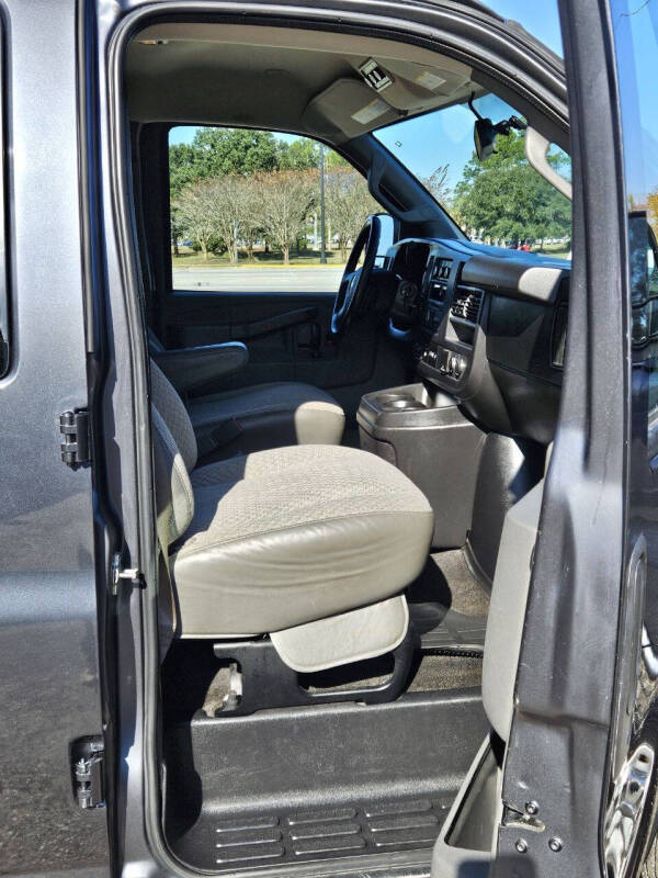 2017 Chevrolet Express LT 3500