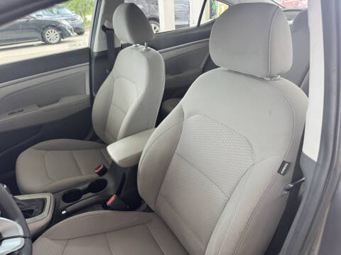 2019 Hyundai Elantra