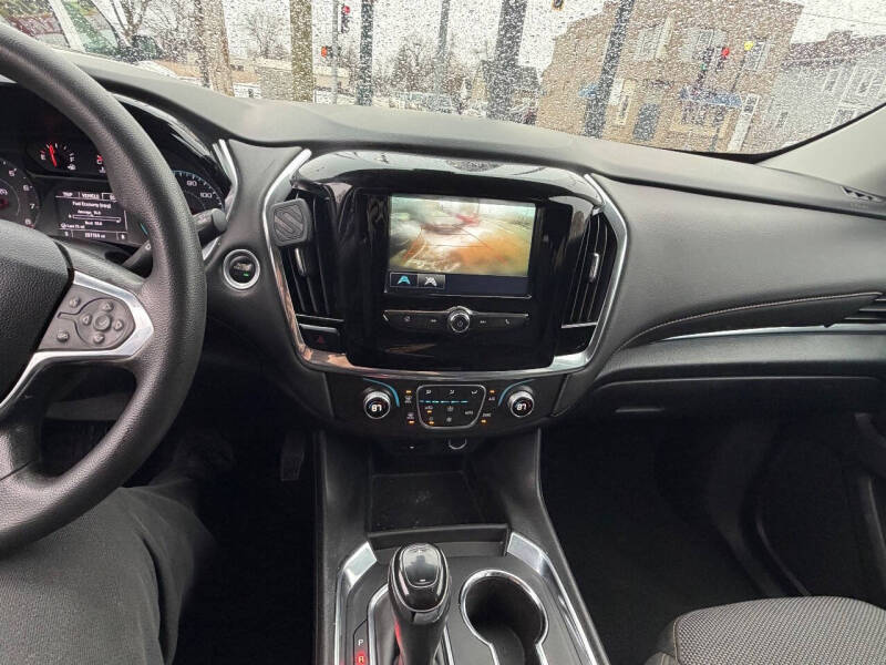 2018 Chevrolet Traverse LS