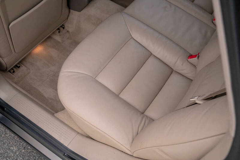 2001 Audi A8 L quattro