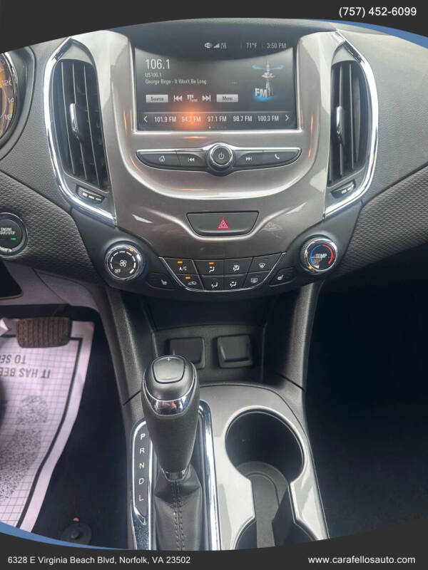 2017 Chevrolet Cruze LT Auto