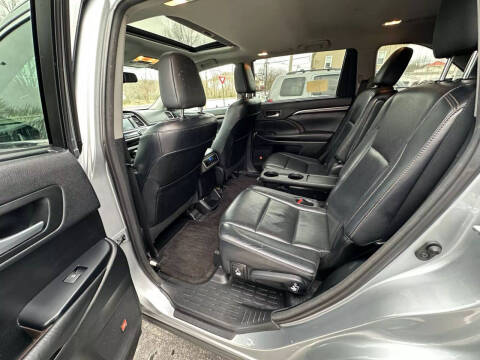 2016 Toyota Highlander