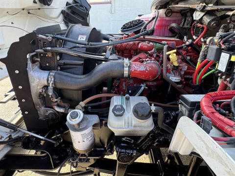 2015 Freightliner M2 106