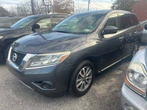 2014 Nissan Pathfinder for sale at MISTER TOMMY'S MOTORS LLC in Florence SC