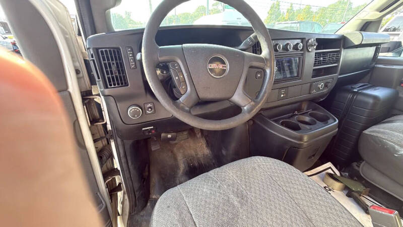 2017 GMC Savana 3500