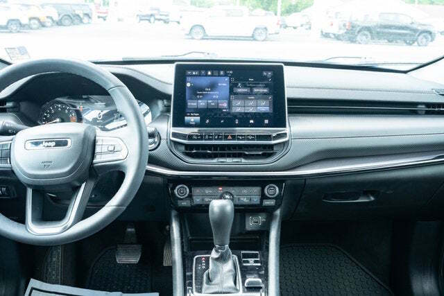 2023 Jeep Compass Altitude