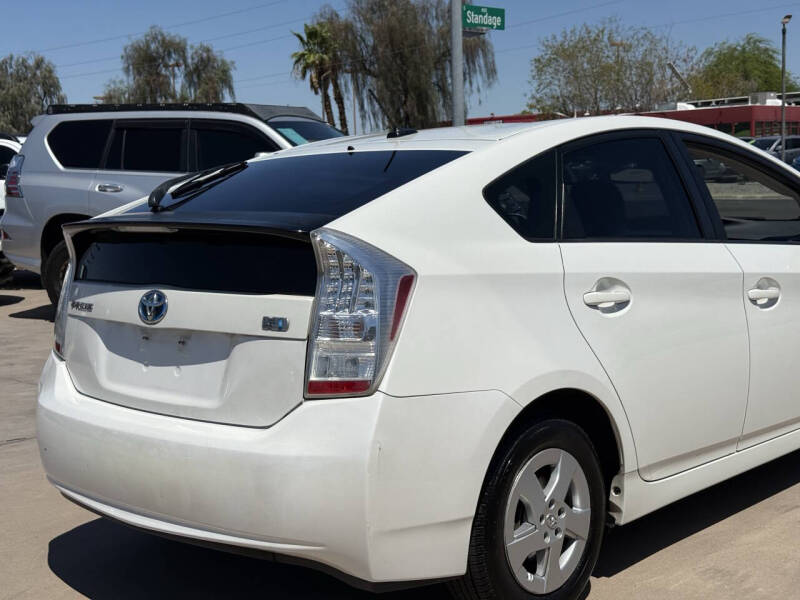 2010 Toyota Prius III