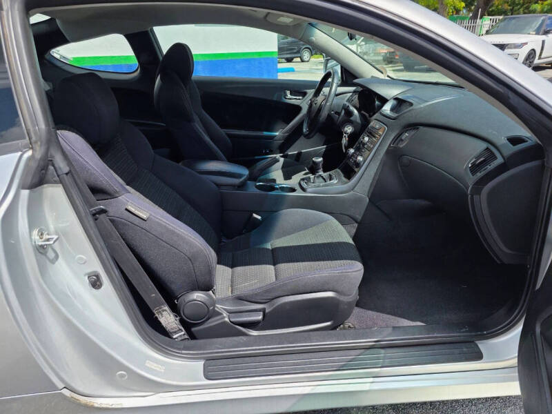 2012 Hyundai Genesis Coupe