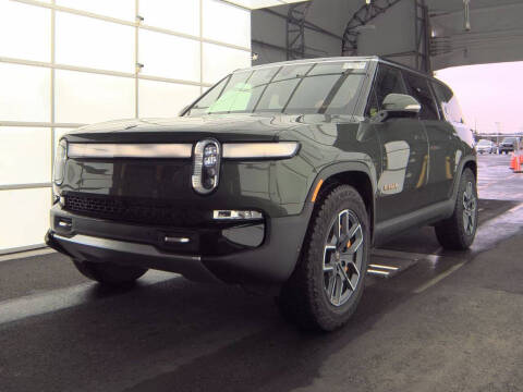 2024 Rivian R1S Adventure