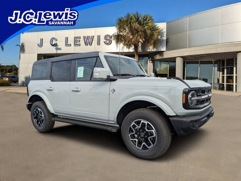 2024 Ford Bronco Outer Banks