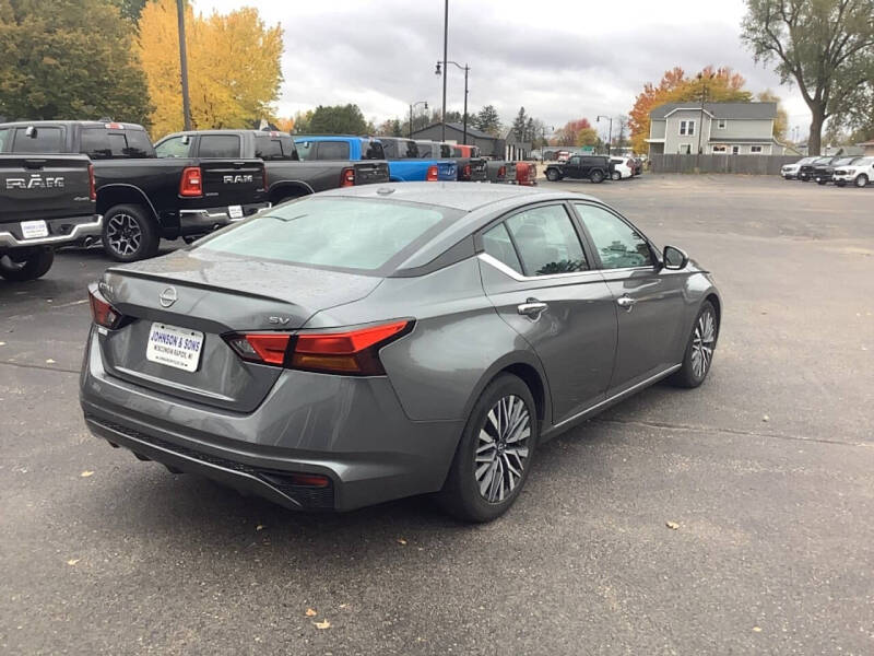 2023 Nissan Altima 2.5 SV