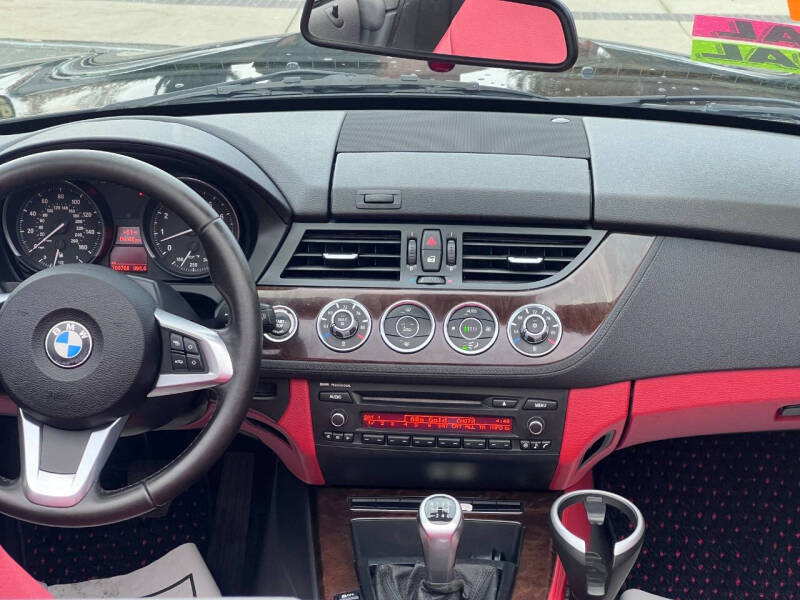 2011 BMW Z4 sDrive30i