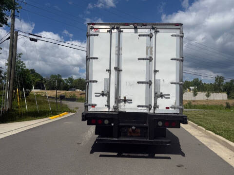 2020 Hino 195